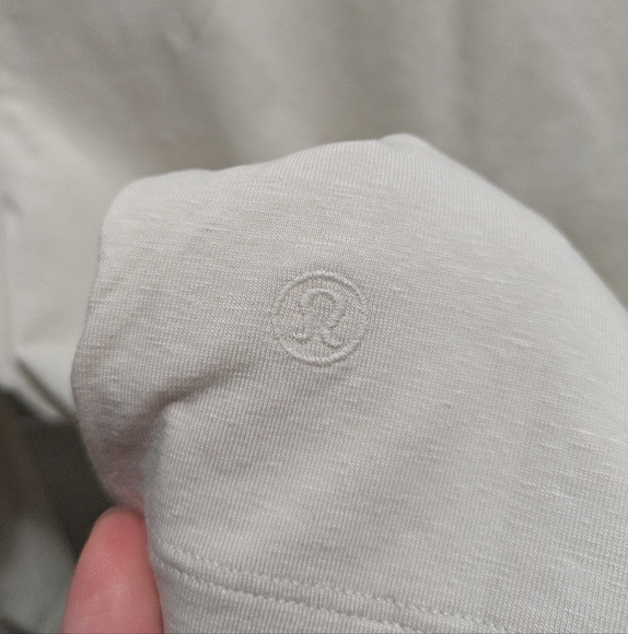 NWT Lululemon Classic-Fit Cotton-Blend Long Sleeve - Picture 3 of 7